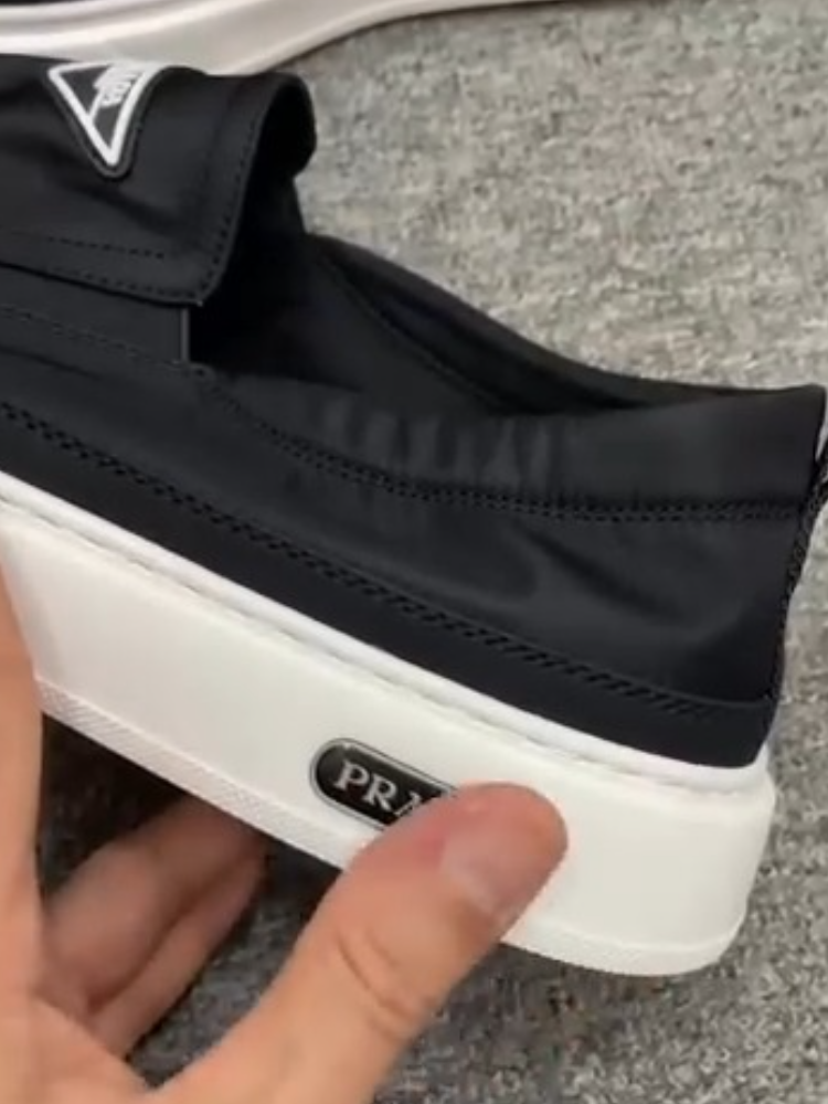 Elastic Comfort Skate Slip-Ons