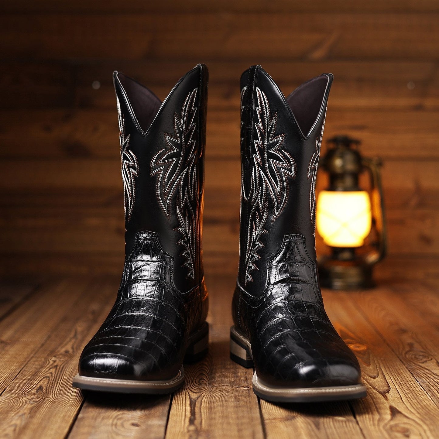 Crocodile Embroidered Vintage Wide Toe Western Cowboy Boots