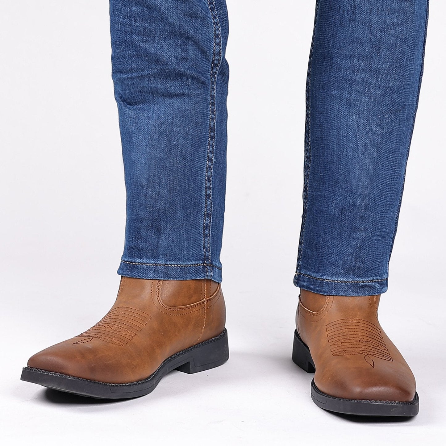 American Flag Embroidered Vintage Wide Toe Western Cowboy Boots