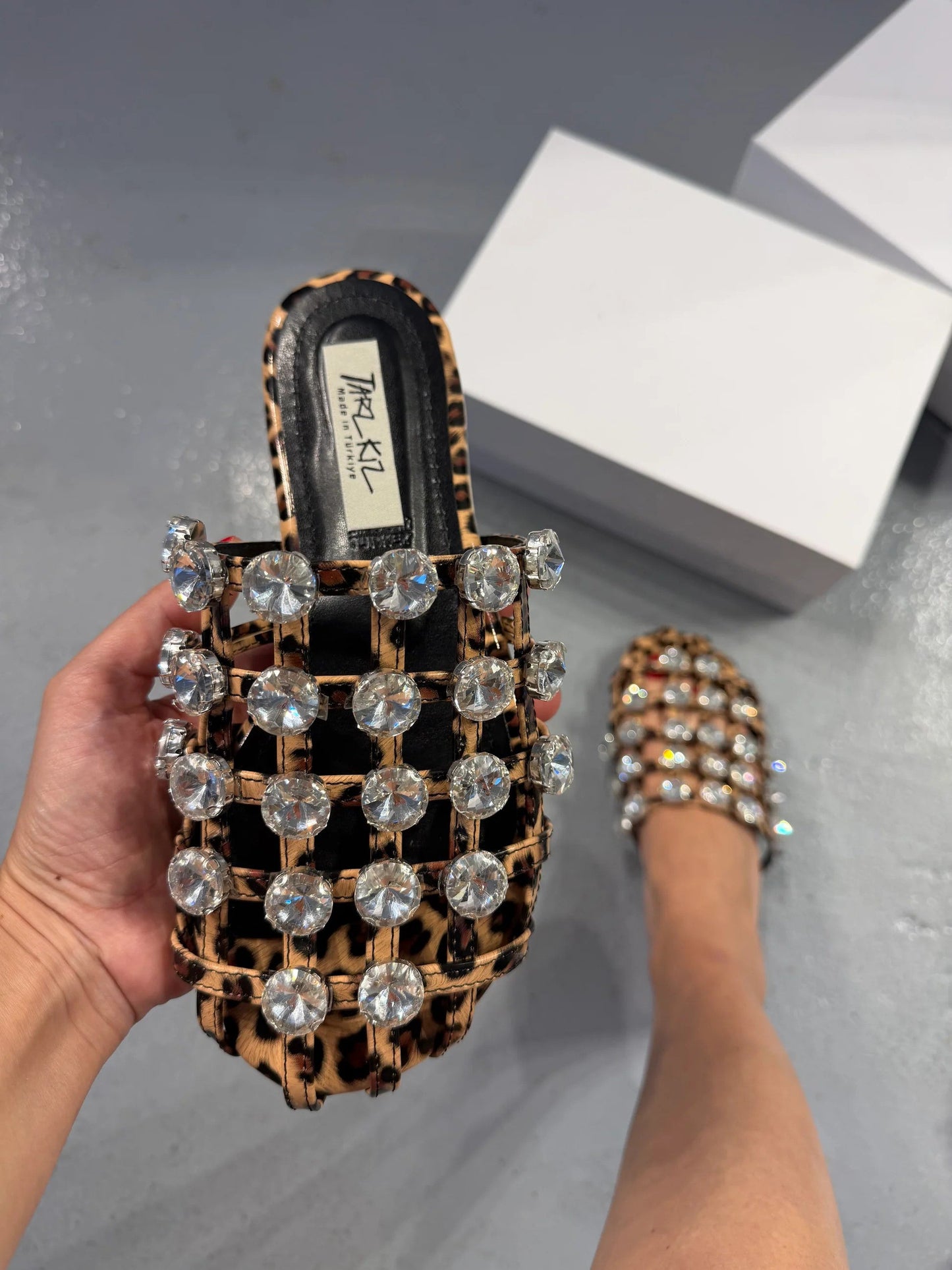 Women's gem-encrusted flat sandals