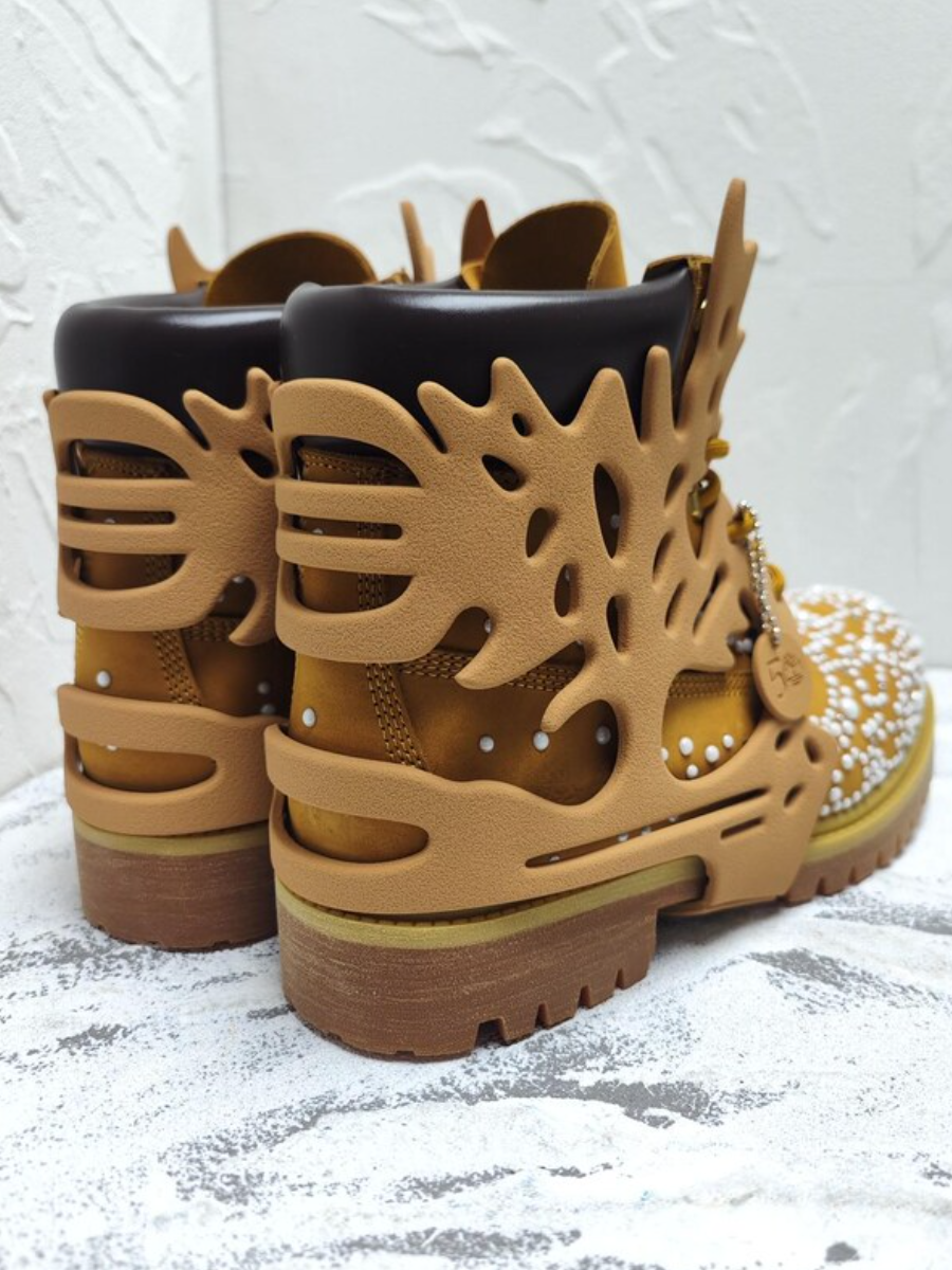Galaxy Spike Art Boots – Handcrafted 3D Leather Design