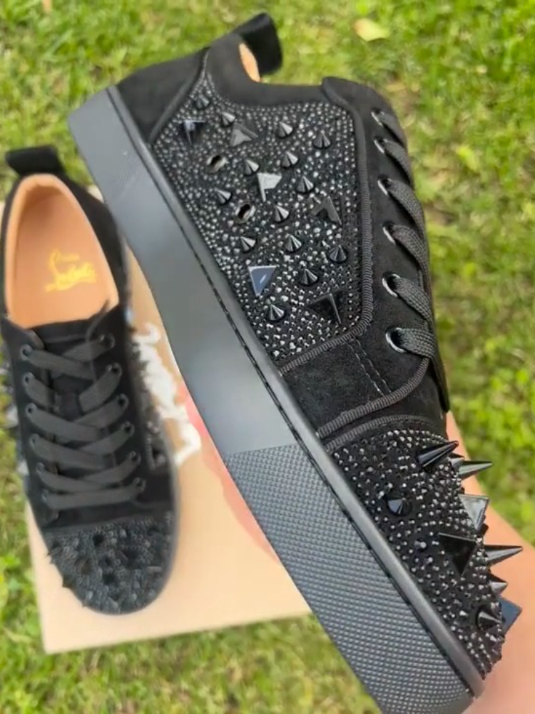 Men’s Statement Skate Shoes With Metal Stud Accents