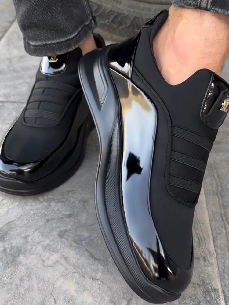 Men's Fashion Waterproof No Shoelace Convenient Casual Shoes