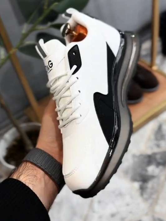 Men's Black And White Shock Absorption Sneaker