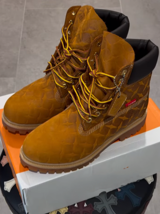 Urban Scale Timber Boots – Rugged Textured Leather