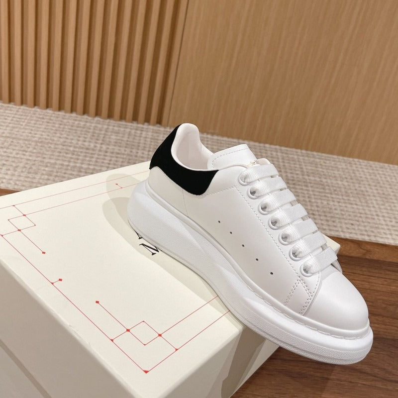 Men's Luxury Shiny Sneaker
