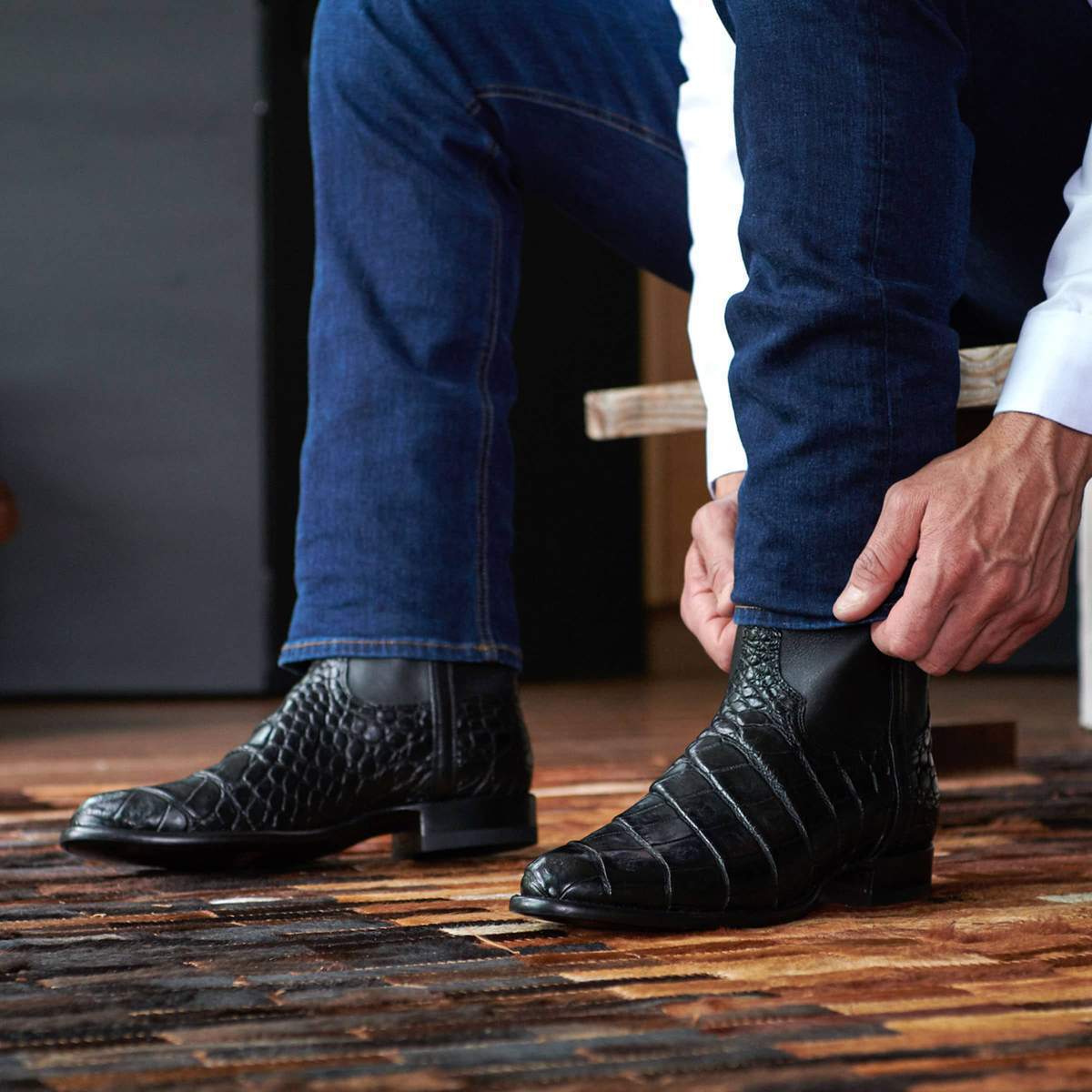Vintage Men's Crocodile Print Boots