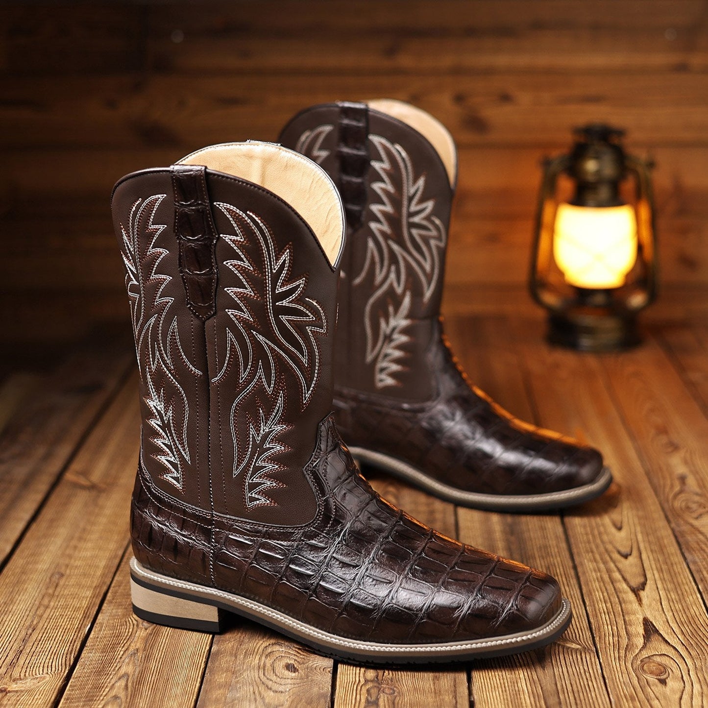 Crocodile Embroidered Vintage Wide Toe Western Cowboy Boots